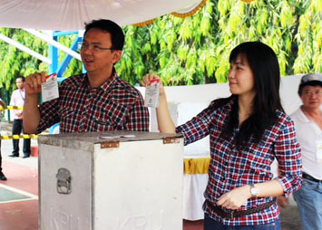 org ahok gaji Istri Berpolitik, istri â Mental ahok.org  Ahok ahok Siap