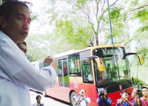 30 Bus Transjakarta Rute Pinang Ranti-Pluit Diluncurkan (Video) | ahok.org