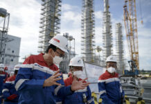 BTP dan Pahala Tinjau Proyek Kilang Balikpapan yang Sempat Terhambat